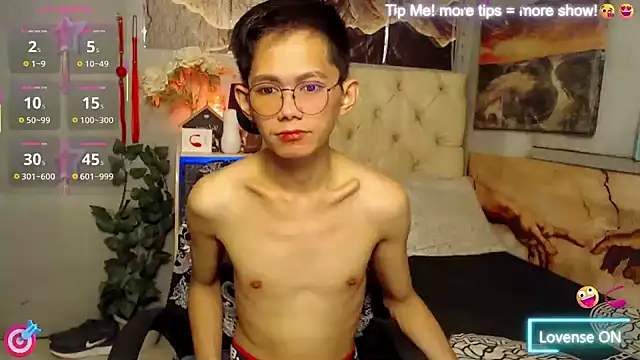 Snapshot of Skinny_CumLoader69 chatting on 10/11/25, 08:40 Skinny CumLoader69 online show from 10/11/25, 08:40