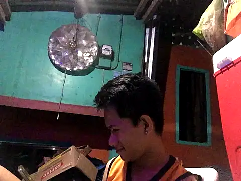 Snapshot of Skinny_CumLoader69 chatting on 11/24/25, 06:07 Skinny CumLoader69 online show from 11/24/25, 06:07