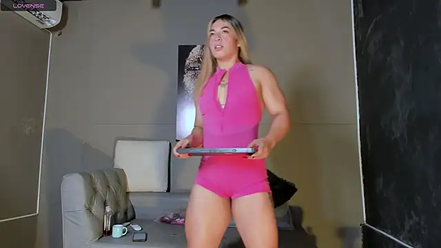 AliceFit 212 online show from 05/24/26, 01:16