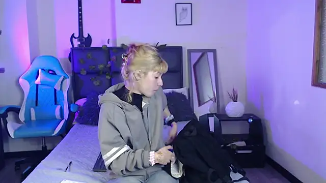 Amnesia  online show from 10/06/25, 12:35