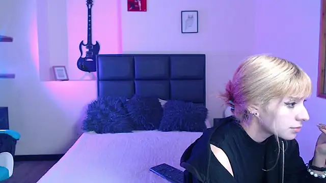 Amnesia  online show from 10/08/25, 12:25