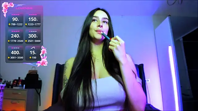 Veronica Larsson online show from 09/27/25, 06:24