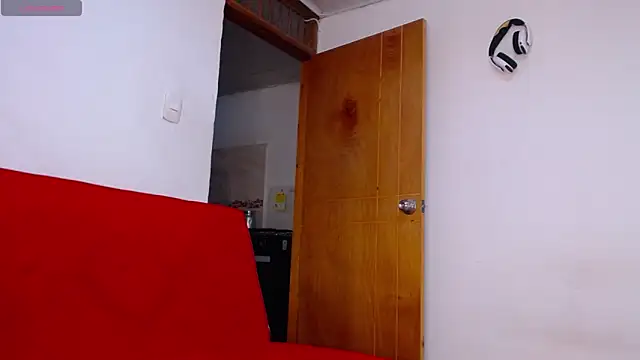 tommyblessd1 online show from 11/19/25, 07:47