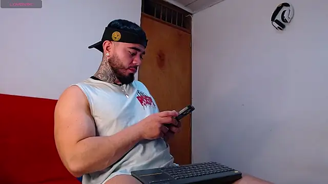 tommyblessd1 online show from 12/04/25, 05:28