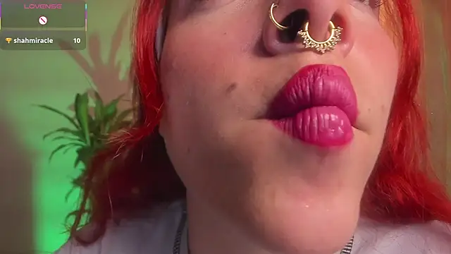 bri von dhara   online show from 10/20/25, 01:00