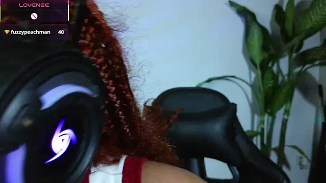 bri von dhara   online show from 04/05/26, 01:03