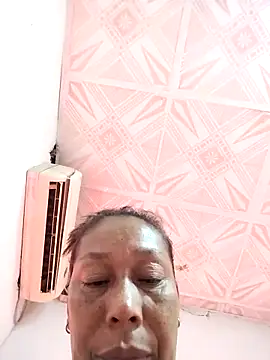 Naomi-Mature online show from 11/24/25, 08:14