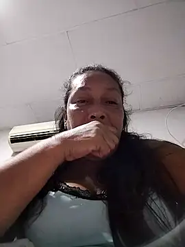 Naomi-Mature online show from 04/12/26, 03:22