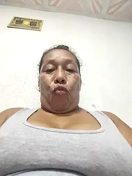 Naomi-Mature online show from 04/24/26, 11:56