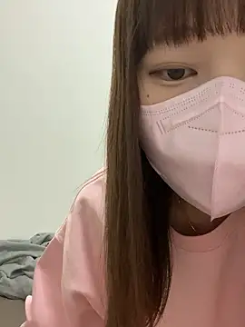 erokami36 online show from 12/17/25, 04:13