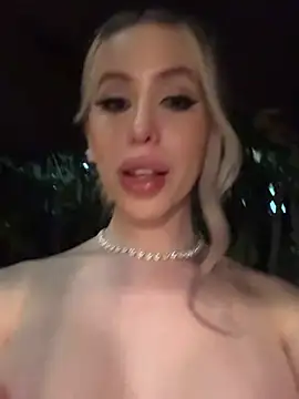 Sweet Soffi online show from 10/31/25, 07:53