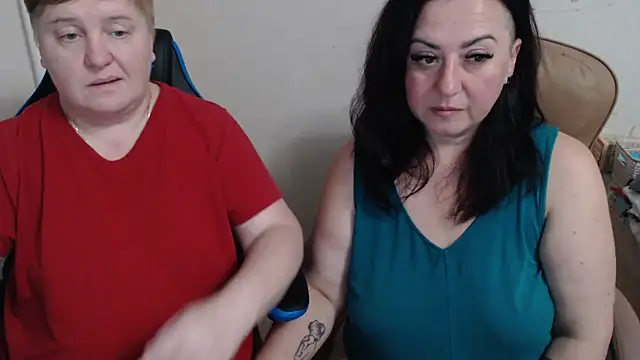 Snapshot of Bertie_Adeline chatting on 09/14/25, 07:13 Bertie Adeline online show from 09/14/25, 07:13