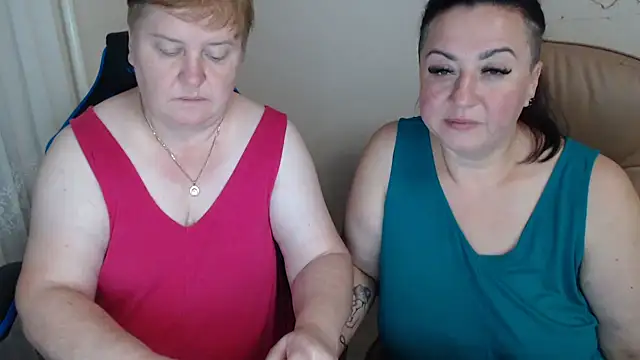 Snapshot of Bertie_Adeline chatting on 09/18/25, 07:16 Bertie Adeline online show from 09/18/25, 07:16