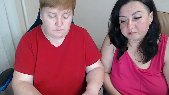 Snapshot of Bertie_Adeline chatting on 09/27/25, 08:03 Bertie Adeline online show from 09/27/25, 08:03