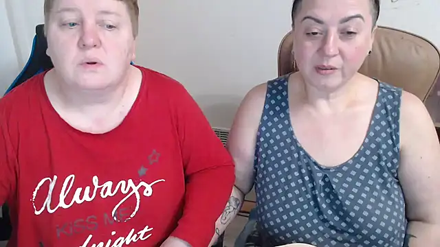 Snapshot of Bertie_Adeline chatting on 11/26/25, 03:46 Bertie Adeline online show from 11/26/25, 03:46