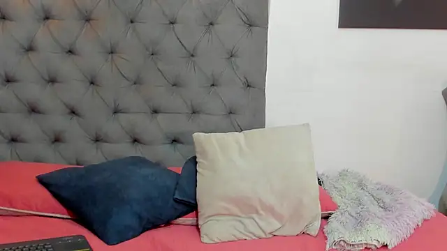 nahiroby ebony online show from 05/19/26, 05:19