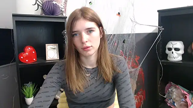 JuiceLips   online show from 11/11/25, 02:50