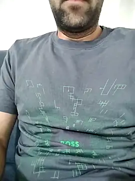 Snapshot of fearleass chatting on 10/06/25, 08:39 fearleass online show from 10/06/25, 08:39