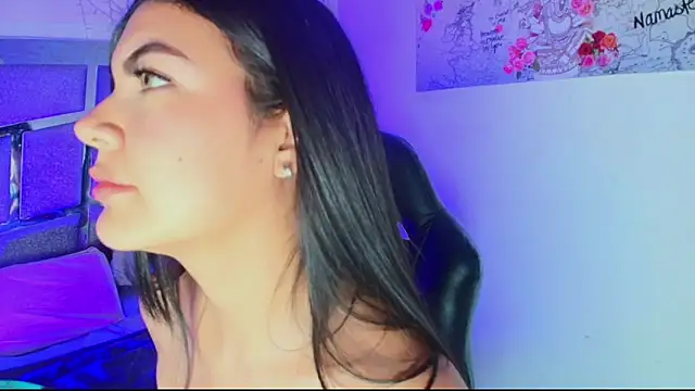 Snapshot of jennifer_Scot chatting on 09/26/25, 03:27 jennifer Scot online show from 09/26/25, 03:27