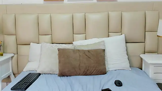 SkinnyGirl 28 online show from 01/15/26, 07:50