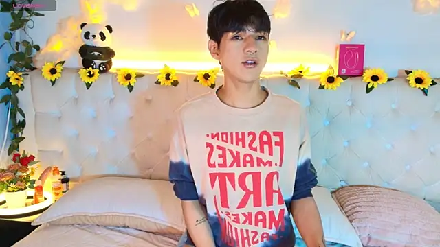 AleAurarashi online show from 03/13/26, 03:57