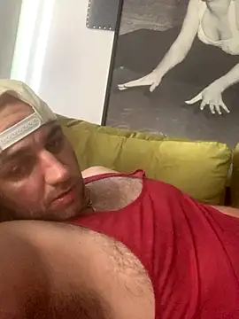 Hothotboyg online show from 09/23/25, 09:18