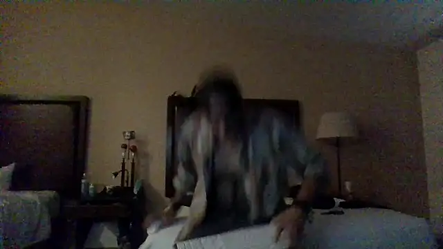 Hothotboyg online show from 05/17/26, 05:09