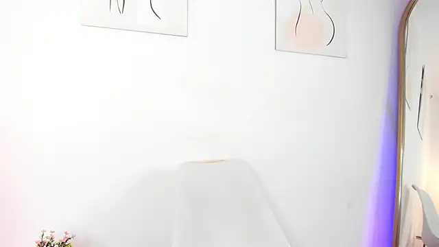 Snapshot of elzafuentes1 chatting on 09/19/25, 08:20 elzafuentes1 online show from 09/19/25, 08:20