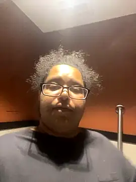 wishuhope4 online show from 10/15/25, 09:48