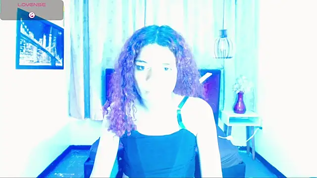 Snapshot of luisa__torres chatting on 06/23/26, 03:15 luisa torres online show from 06/23/26, 03:15