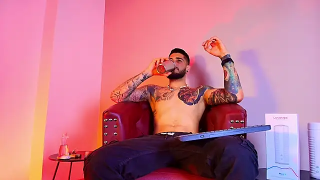 Snapshot of amodeus_bael_ chatting on 09/13/25, 02:00 amodeus bael online show from 09/13/25, 02:00