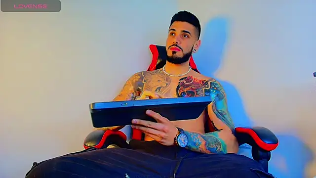 Snapshot of amodeus_bael_ chatting on 11/01/25, 03:19 amodeus bael online show from 11/01/25, 03:19