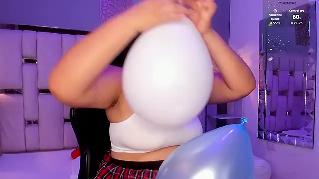 BBWCloe  online show from 09/21/25, 04:47