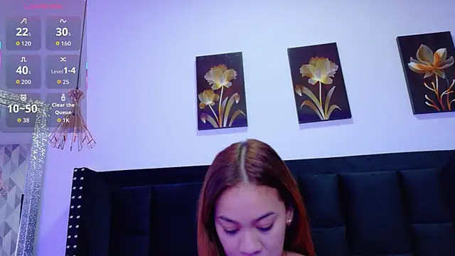 Snapshot of mamaneedsfun chatting on 12/05/25, 12:47 mamaneedsfun online show from 12/05/25, 12:47