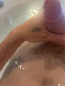 lolo33500 online show from 04/11/26, 09:13