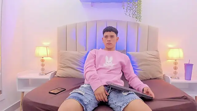 aron twink66 online show from 09/16/25, 01:23