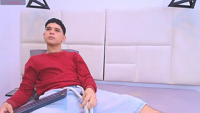 aron twink66 online show from 09/24/25, 03:15