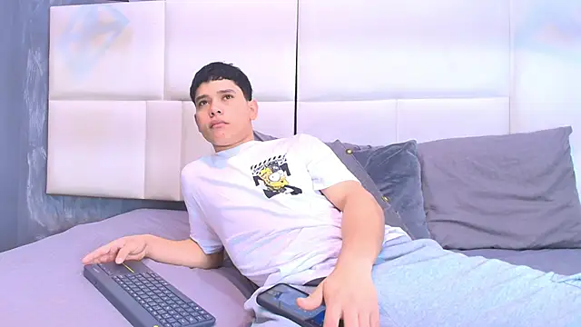 aron twink66 online show from 10/07/25, 02:58