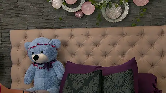 VannyFoxx online show from 03/04/26, 03:07