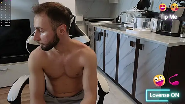 Snapshot of RyanStorm_ chatting on 10/22/25, 11:21 RyanStorm online show from 10/22/25, 11:21