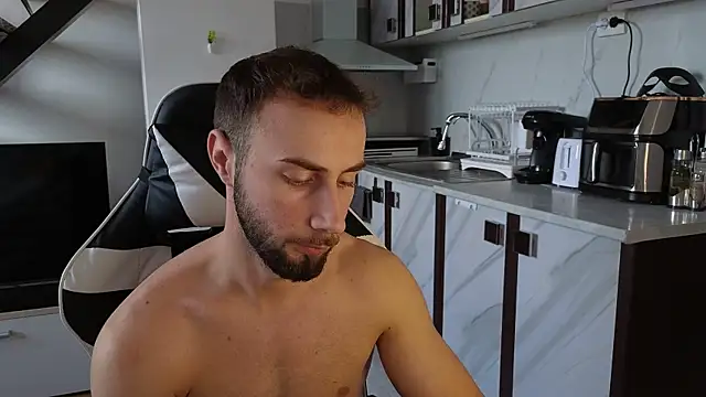 Snapshot of RyanStorm_ chatting on 10/23/25, 10:58 RyanStorm online show from 10/23/25, 10:58