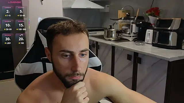 Snapshot of RyanStorm_ chatting on 11/13/25, 06:40 RyanStorm online show from 11/13/25, 06:40