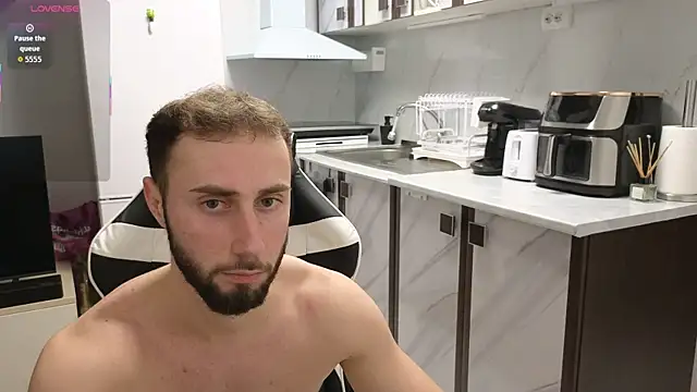 Snapshot of RyanStorm_ chatting on 11/18/25, 06:56 RyanStorm online show from 11/18/25, 06:56