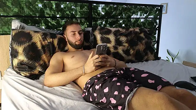 Snapshot of RyanStorm_ chatting on 12/02/25, 12:10 RyanStorm online show from 12/02/25, 12:10