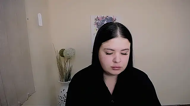 Snapshot of _Trisha_li chatting on 09/15/25, 01:55 Trisha li online show from 09/15/25, 01:55