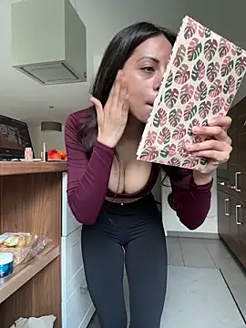 Teparolaverga1990 online show from 04/14/26, 09:59