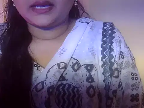 Saniya K online show from 09/18/25, 04:47