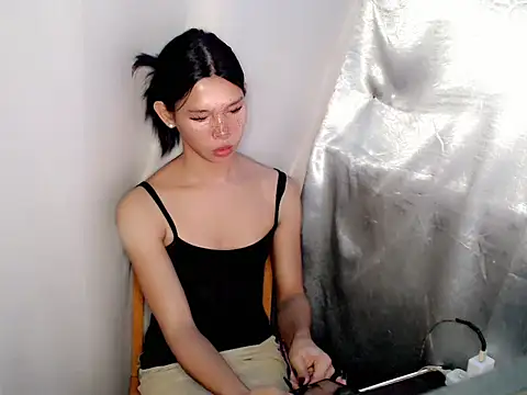 slutty whore anne online show from 01/12/26, 04:45
