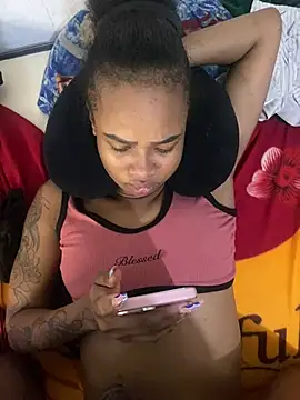 sexy-colombiana online show from 05/01/26, 11:42