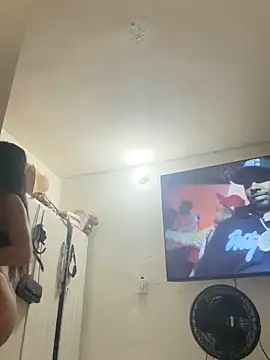 Snapshot of skullvalu chatting on 04/10/26, 08:02 skullvalu online show from 04/10/26, 08:02